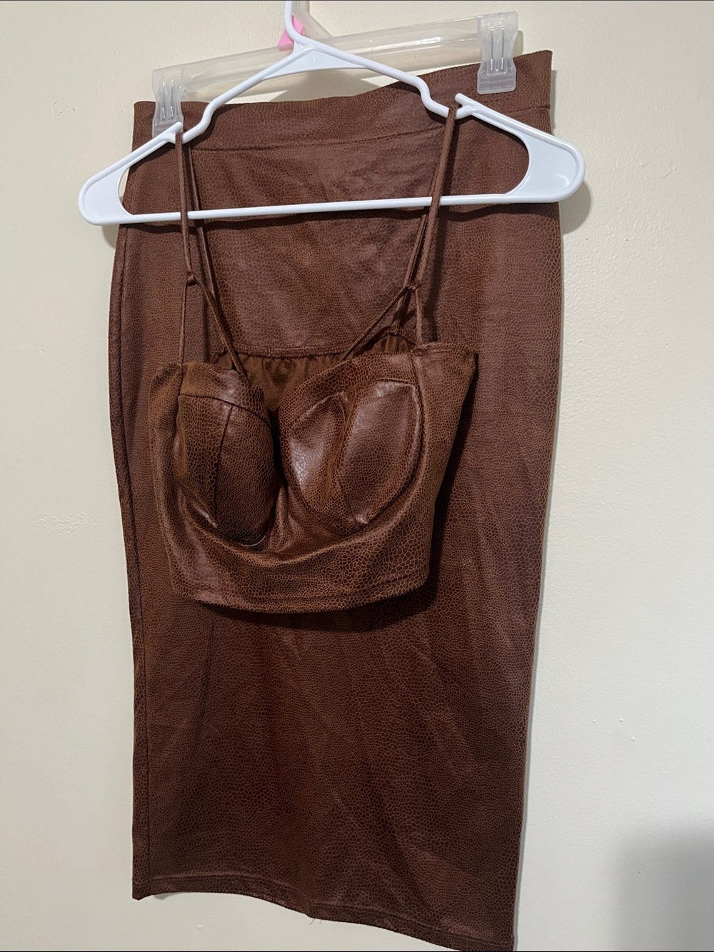 Two Piece 90s Crop&Faux-Leather Midi Set